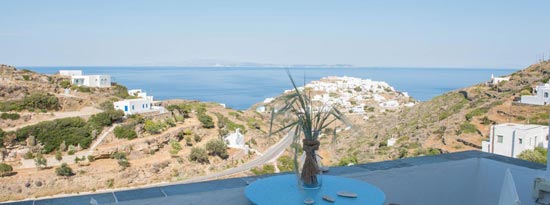 Veranda with view of Kastro and the sea