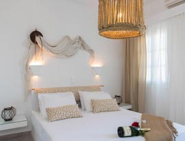 Double room with double bed