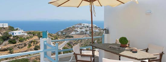Veranda with view of Kastro and the sea